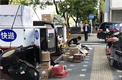 漫画风格休闲沙盒建造游戏《我们的土地》上线Steam平台